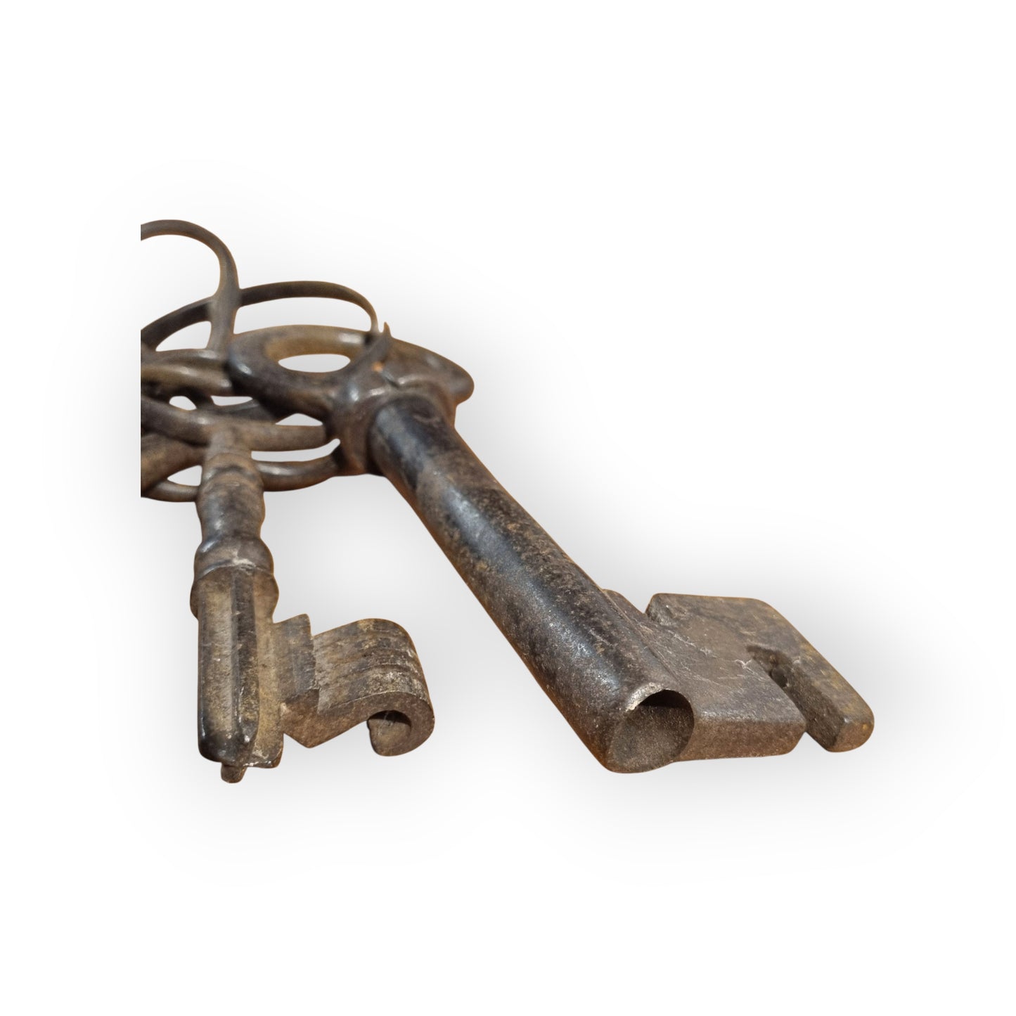 A Set Of Six Large 17th-Century & 18th-Century Antique Iron Keys With Their Original Key Ring