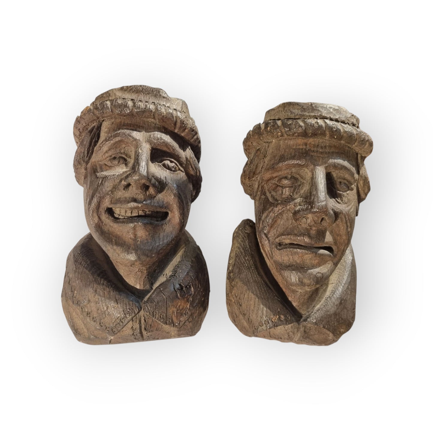 A Fine Pair of Late 15th-Century / Early 16th-Century English Antique Carved Oak Corbels in the Form of Characterful Heads