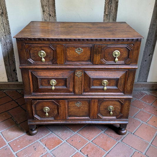 Small 17th-Century English Antique Oak Geometric Fronted Chest of Drawers