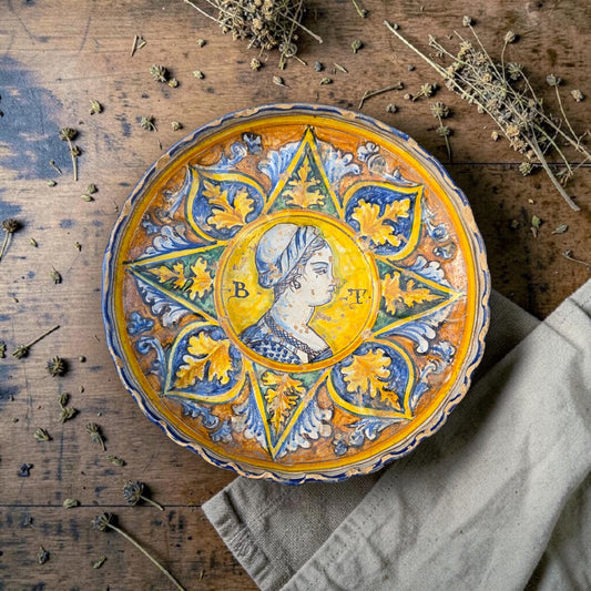 16th Century Italian Antique Maiolica Tazza — Bella Donna Portrait, Attributed to Deruta, circa 1510–1550