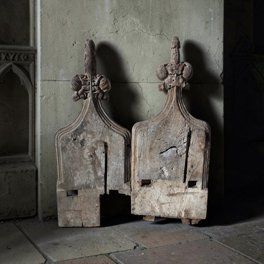 Pair of 15th-century English Antique Oak Pew Ends / Bench Ends With Poppy Finials, Attributed to Norfolk, circa 1450-1480