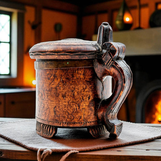 Large Mid-18th-Century Norwegian Antique Treen / Birchwood Peg Tankard