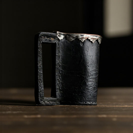 Late 17th-Century English Leather Blackjack Tankard with Silver-Plated Rim - Drinking Vessel