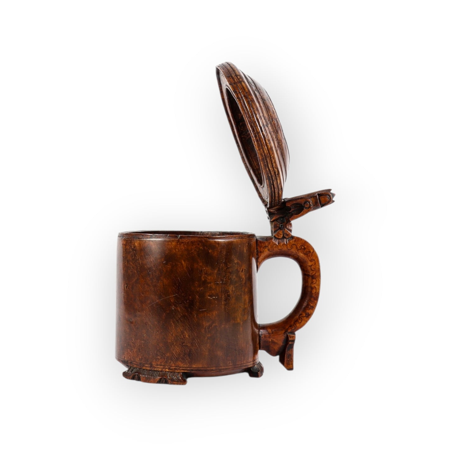 Large Mid‑18th‑Century Norwegian Antique Pegged Birchwood Tankard with Lion‑Form Thumb Grip