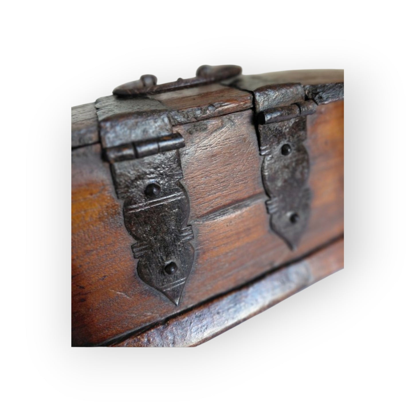 Early 17th‑Century Antique Bentwood Box with Original Iron Mounts & Carry Handle