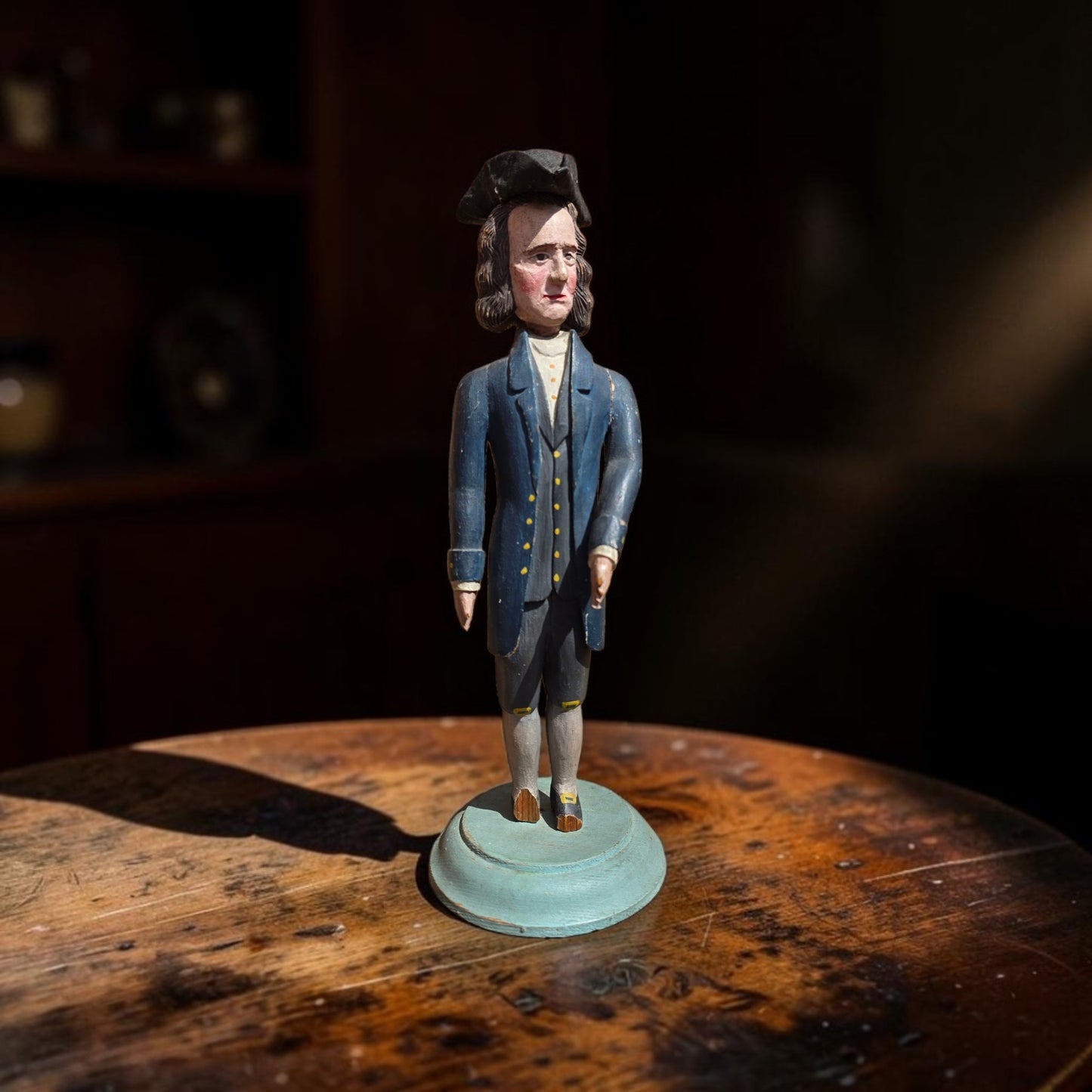 Antique American folk art carved figure of Georgian gentleman, original paint