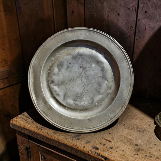 A Large English Antique Triple-Reeded Pewter Charger, circa 1675-1715, 40cm (15 3/4") Diameter