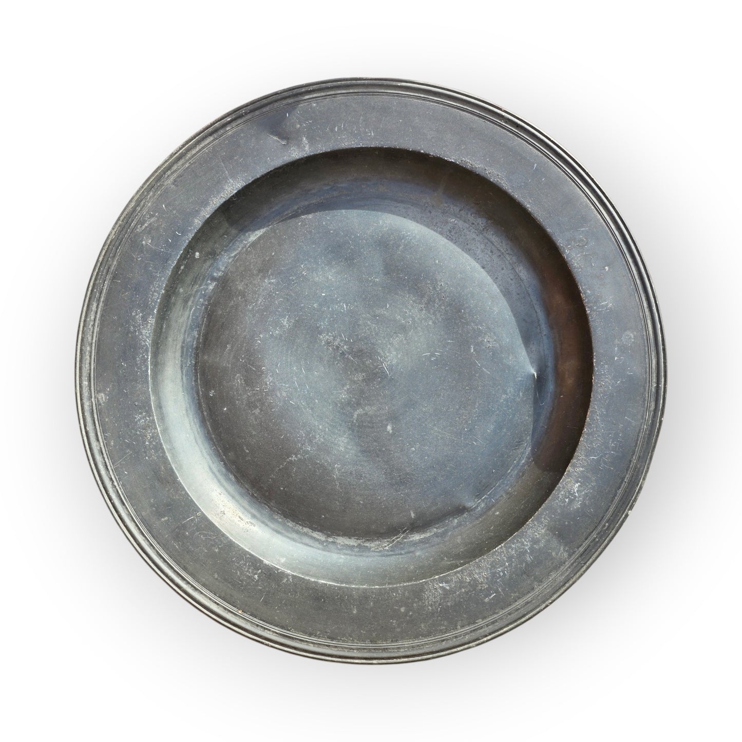A Massive English Antique Triple-Reeded Pewter Charger, C.1675–1710, 50cm (19 3/4") Diameter