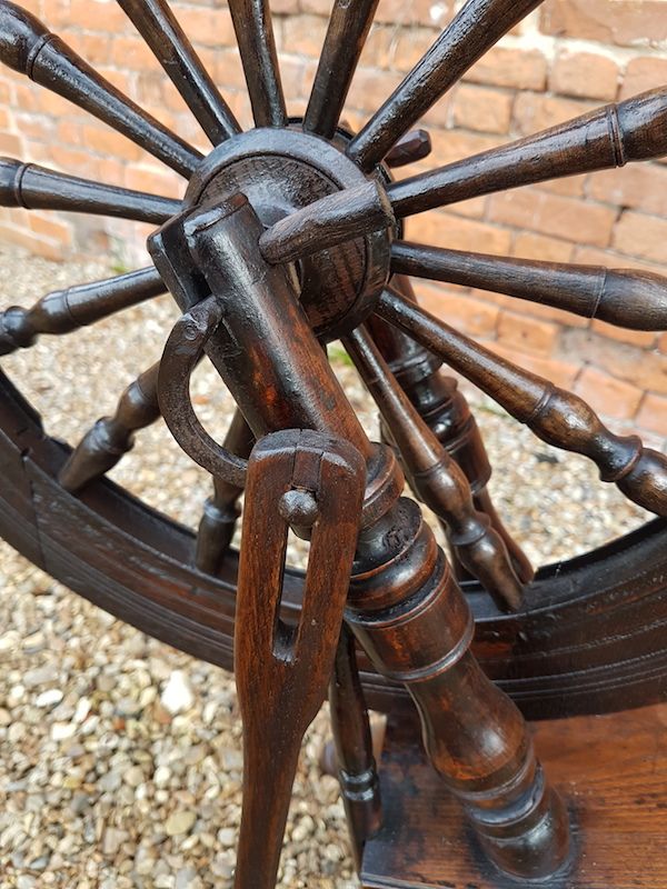 Late 18th Century Scottish Antique Spinning Wheel, Circa 1790, In Full Working Order