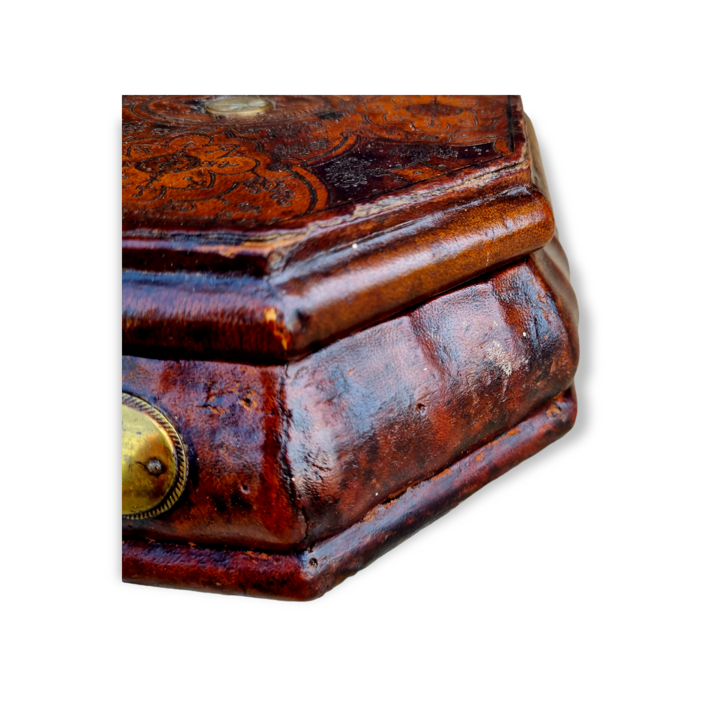Mid 18th Century Antique Tooled Leather Box / Travelling Case With A Rare Inlaid Compass to the Lid